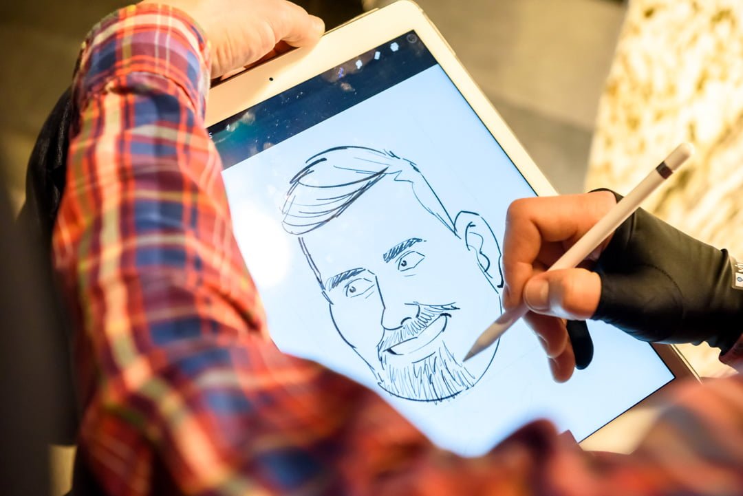 Karikatūras zīmēšana ar planšeti, iPad Pro, Apple Pencil